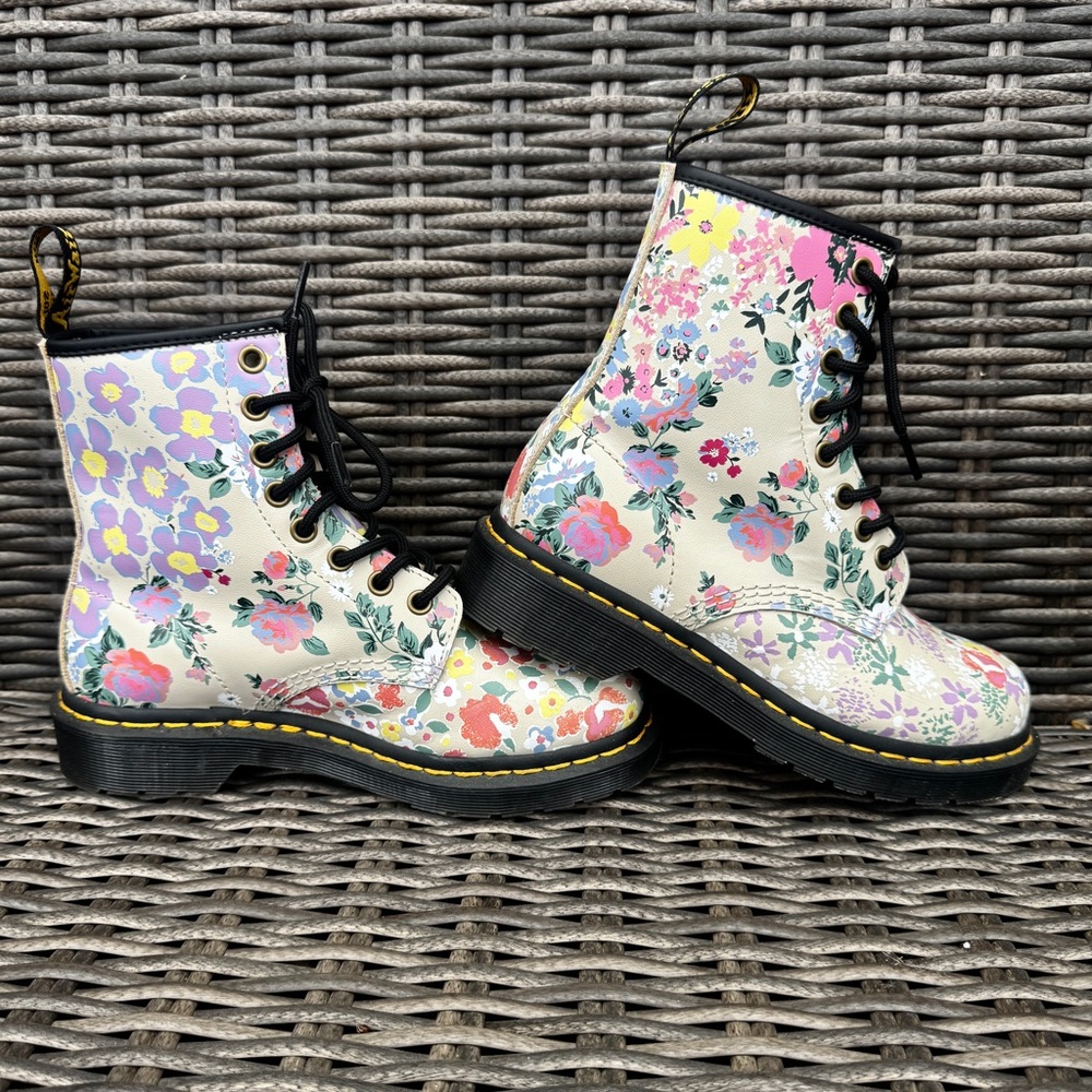 Dr. Martens 1460 Floral Mash Up Boots – Youth 5 / EU 36